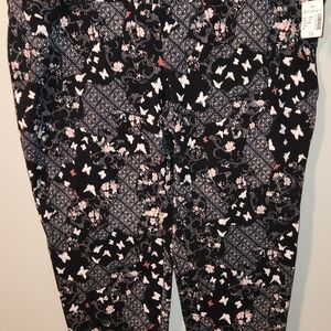 Dressbarn Black and White Butterfly Print Pants
